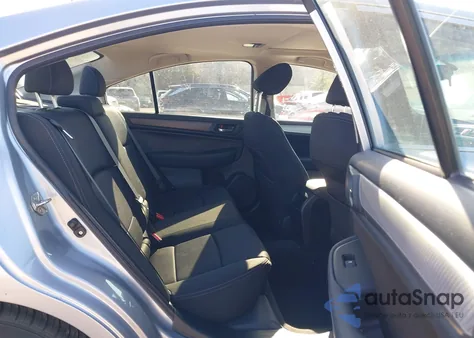 2015 Subaru Legacy 2.5I Premium z USA, uszkodzony, nr VIN 4S3BNAE63F3015824